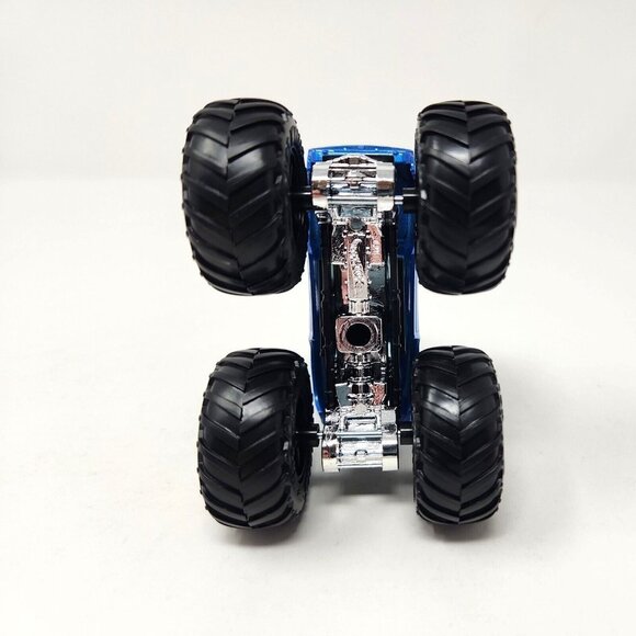 Hot Wheels Monster Trucks RODGER DODGER 1:64 2020 Crash Legends 01/07 (ne4) - Picture 8 of 8